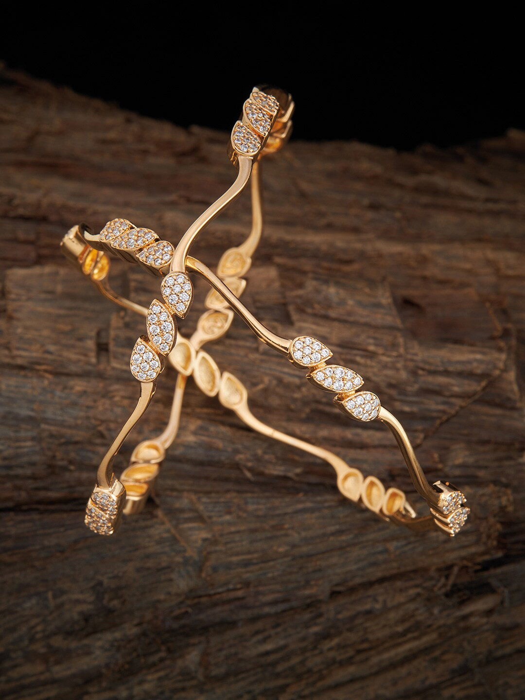 Kushal's Fashion Jewellery Silver-Plated White CZ-Studded Bangle