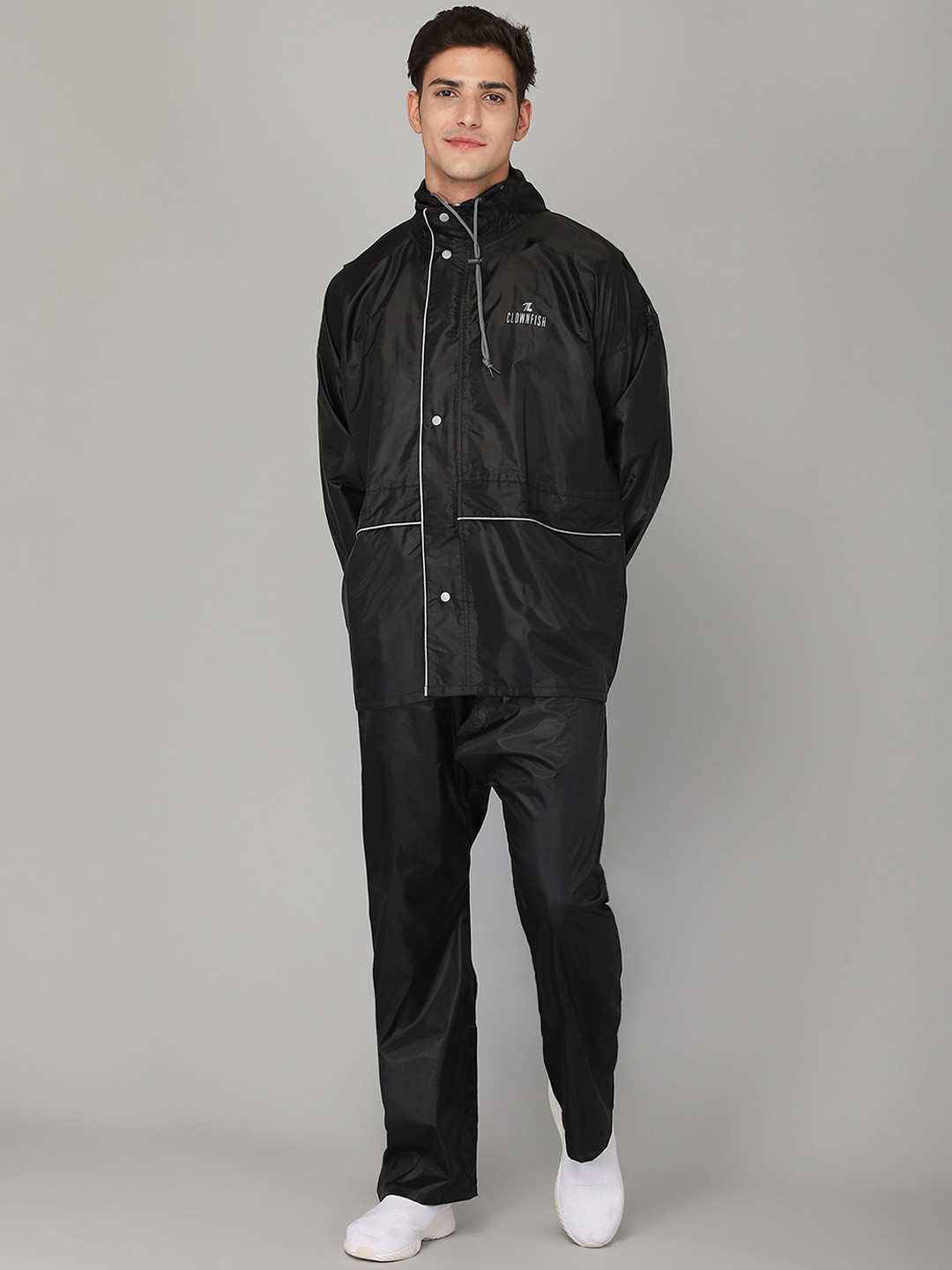 THE CLOWNFISH Charles Men Black Solid Waterproof and Seam Sealed Raincoat