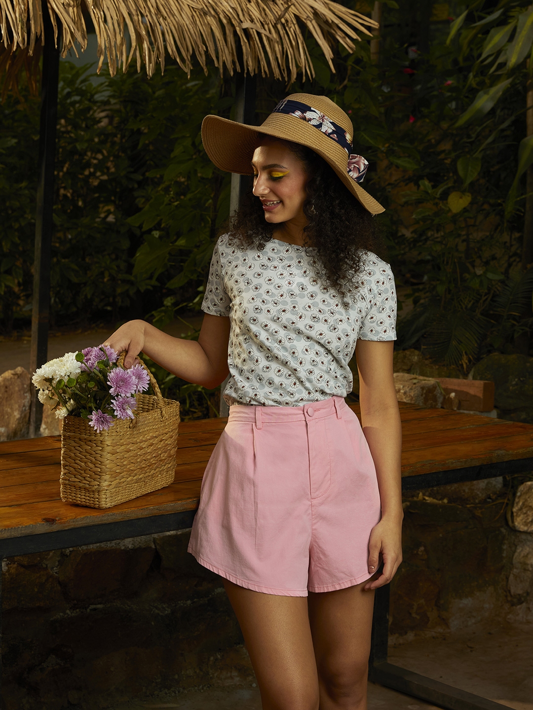 Buy FOREVER 21 Women Pink Solid Shorts Shorts for Women 18408972