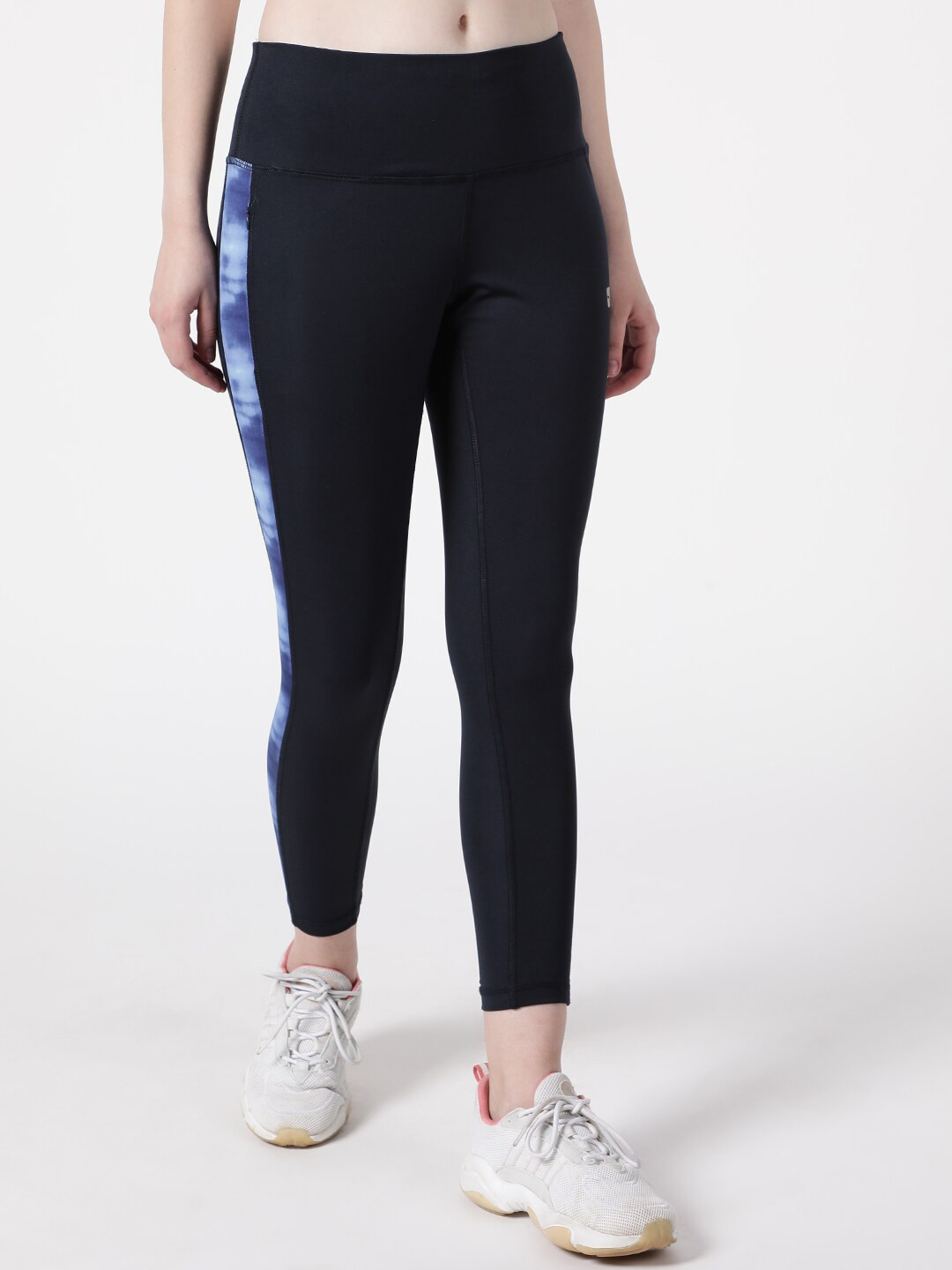 STUDIOACTIV Women Navy Blue Solid Tights