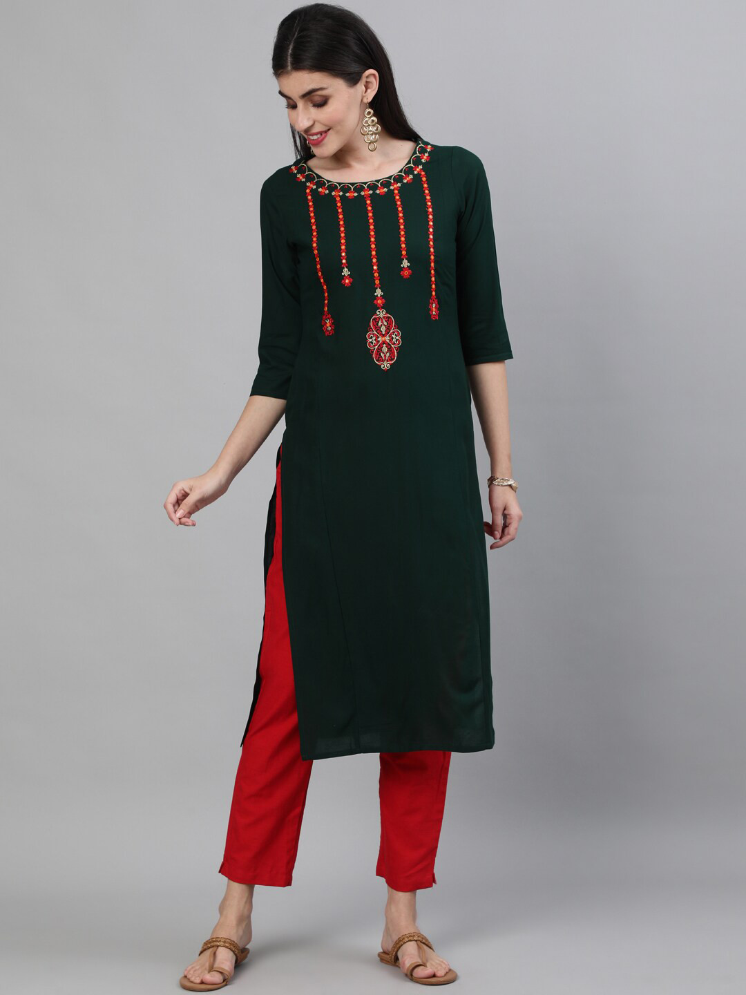 KIMAYRA Green Embroidered Thread Work Kurta
