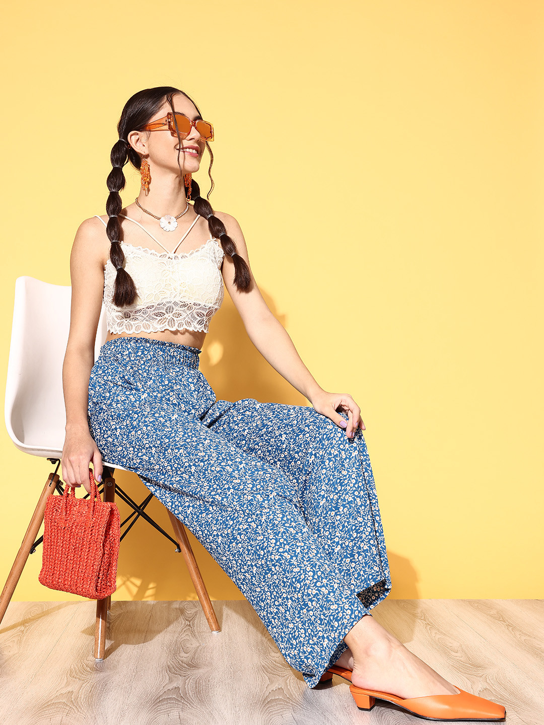Berrylush Women Blue Floral Vacay Attire