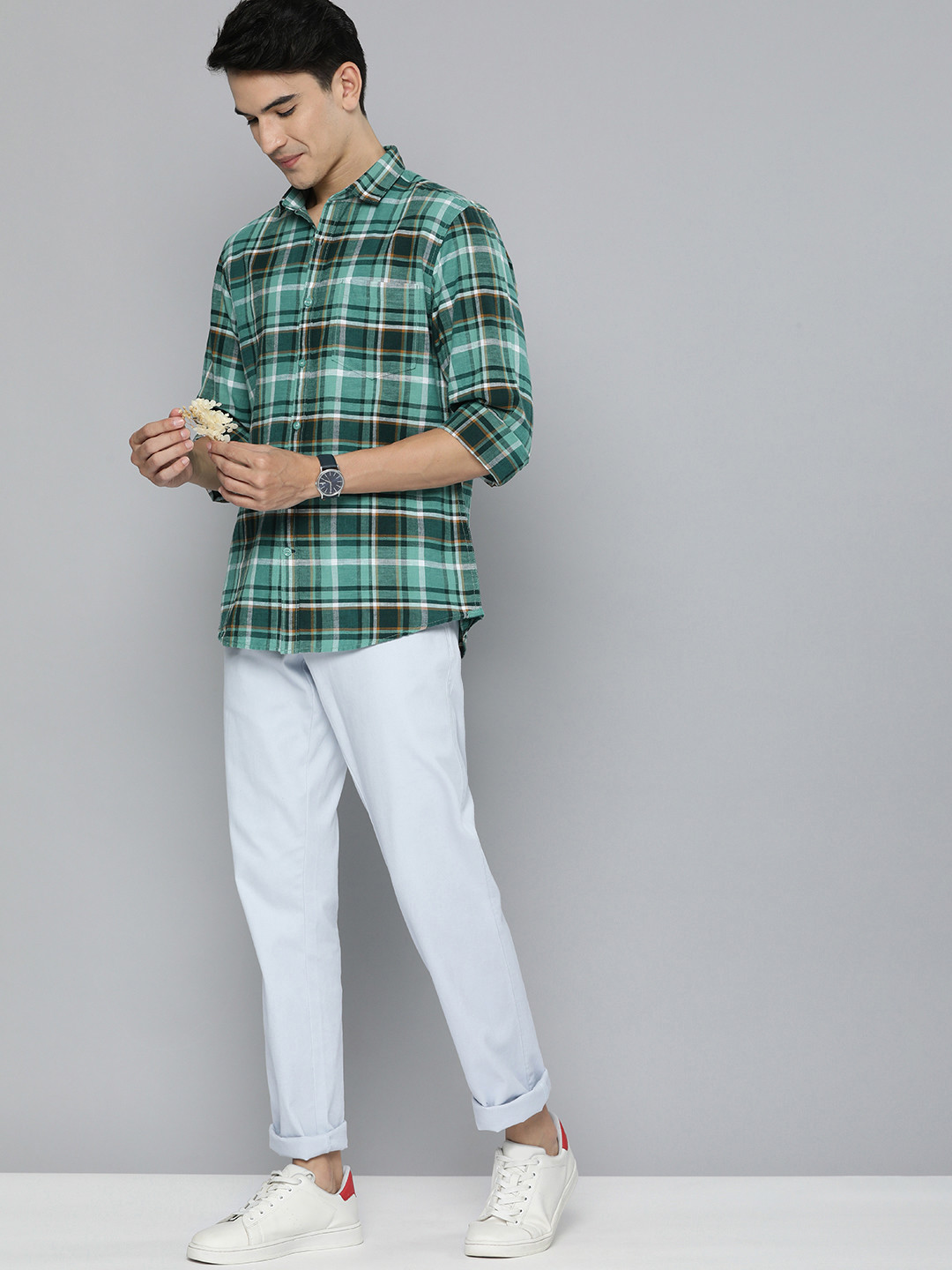 Mast & Harbour Men Green & White Slim Fit Checked Cotton Linen Casual Shirt
