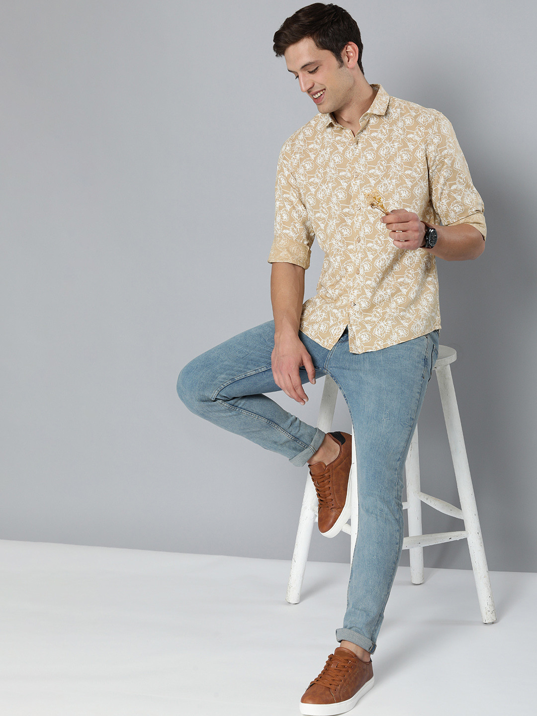 Mast & Harbour Men  Floral Printed Cotton Linen Casual Shirt