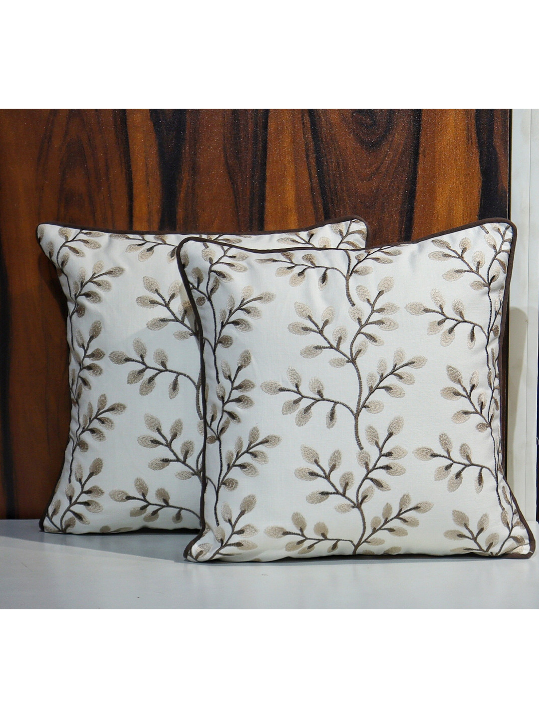 SHADES of LIFE Light-Weight Grey Floral Cotton 2 Piece Square Cushion Covers -16x16In