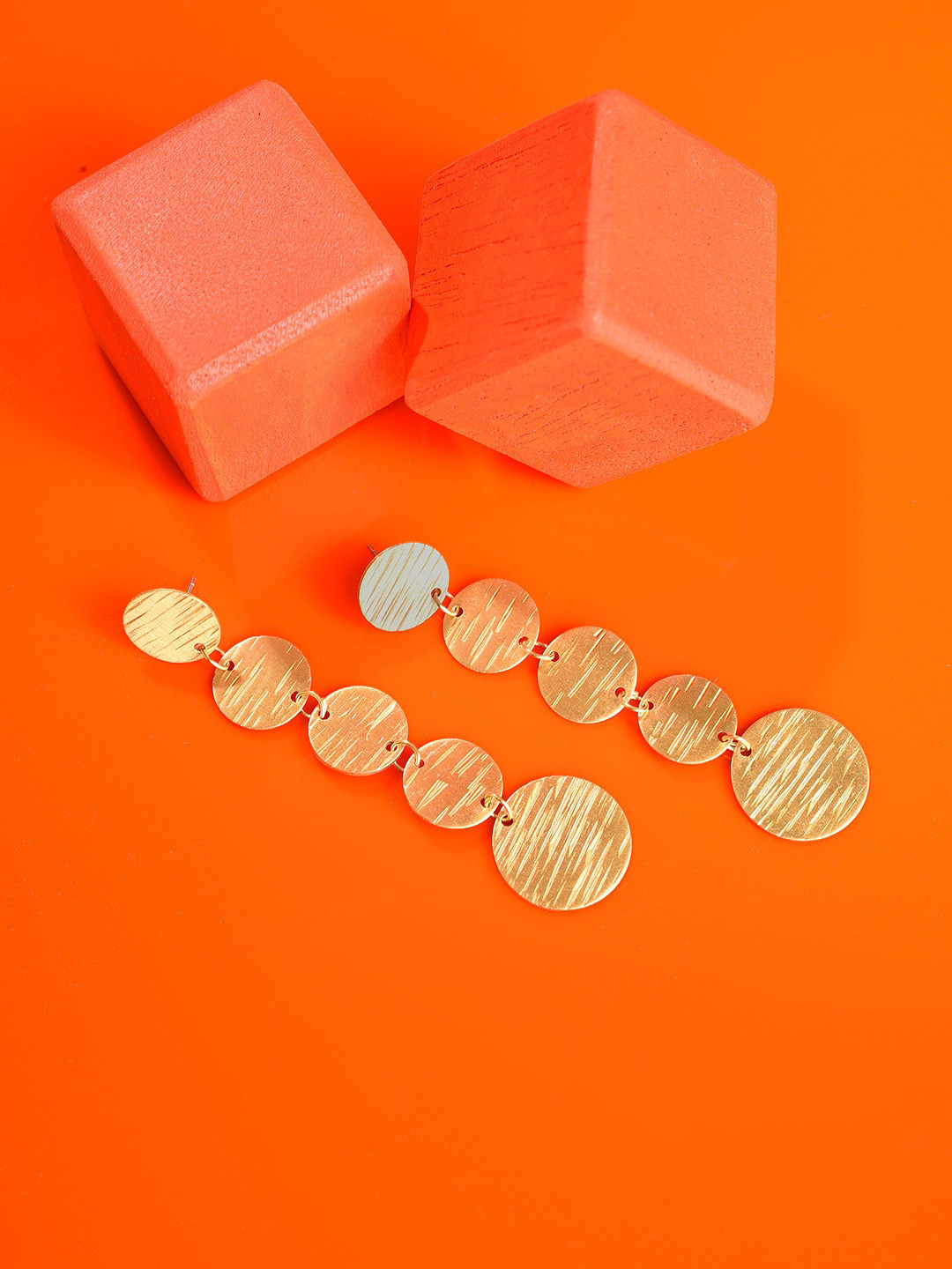 SOHI Women Gold Plated Contemporary Designer Drop Earrings