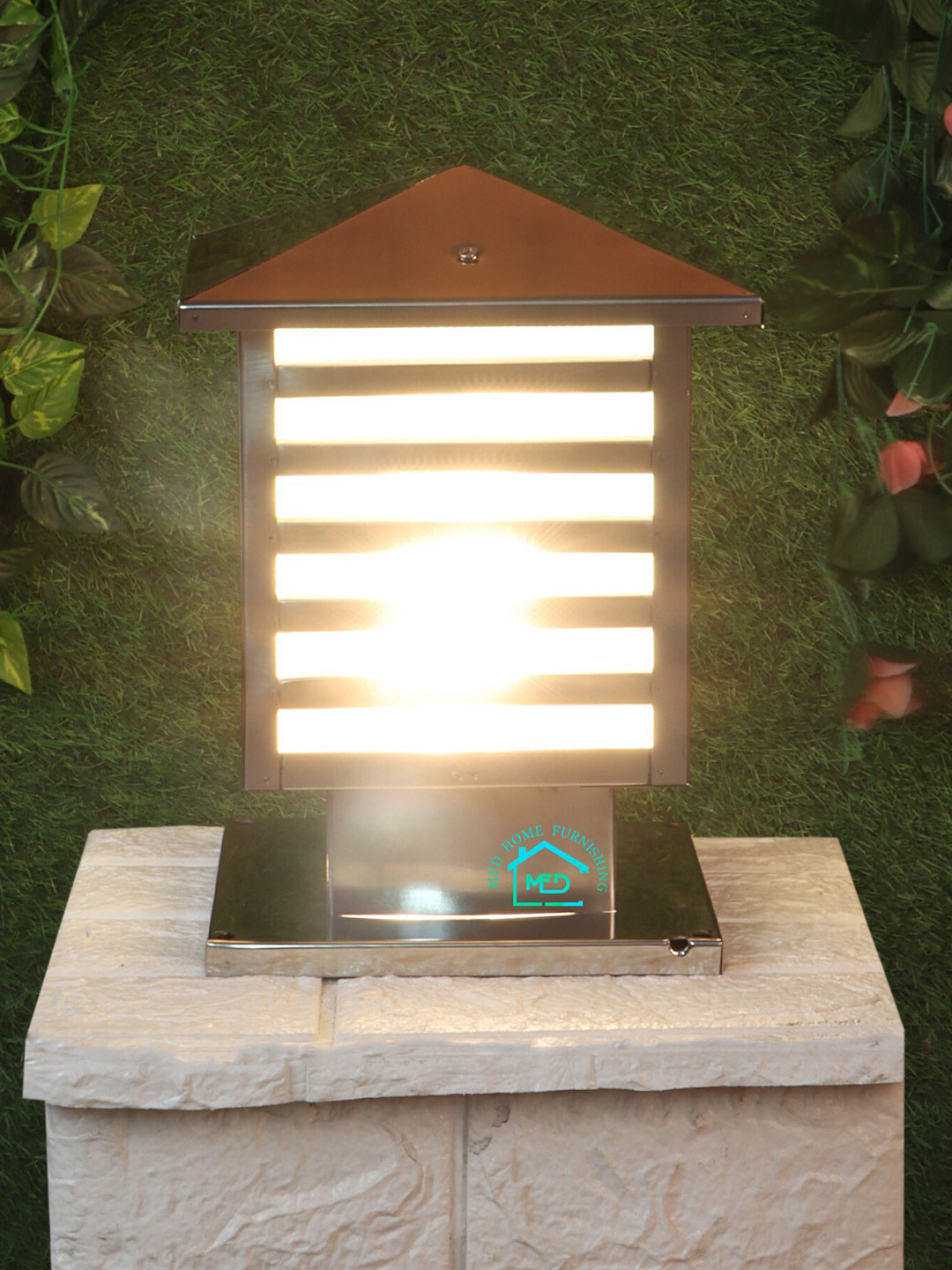 MFD HOME FURNISHING Silver-Tone Square Mini Wall Lamp