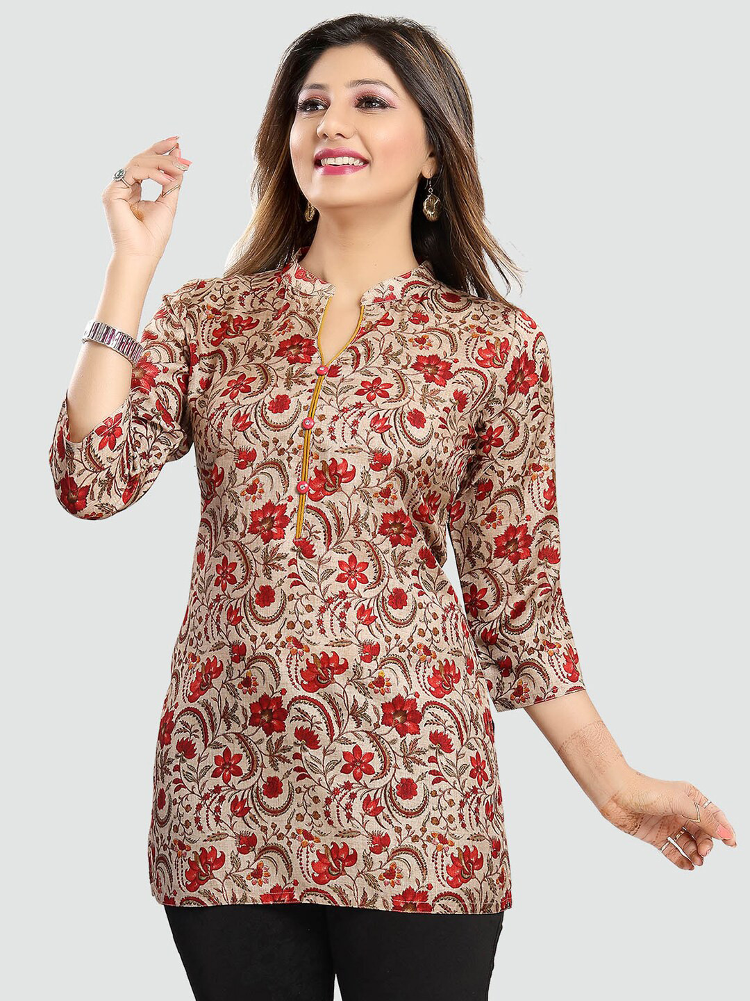 Saree Swarg Beige & Red Floral Printed Kurti