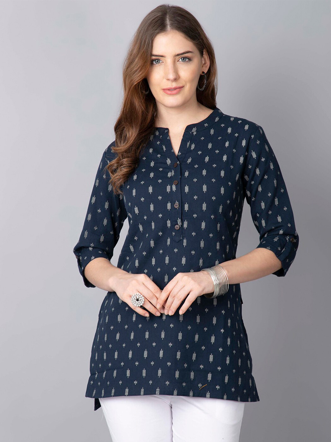 Pistaa Navy Blue & Grey Geometric Printed Kurti