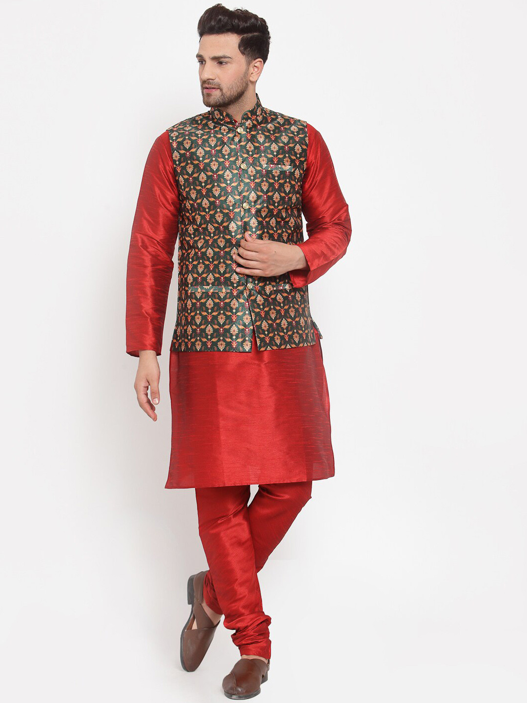 KRAFT INDIA Men Red & Green Kurta with Churidar & Printed Nehru Jacket