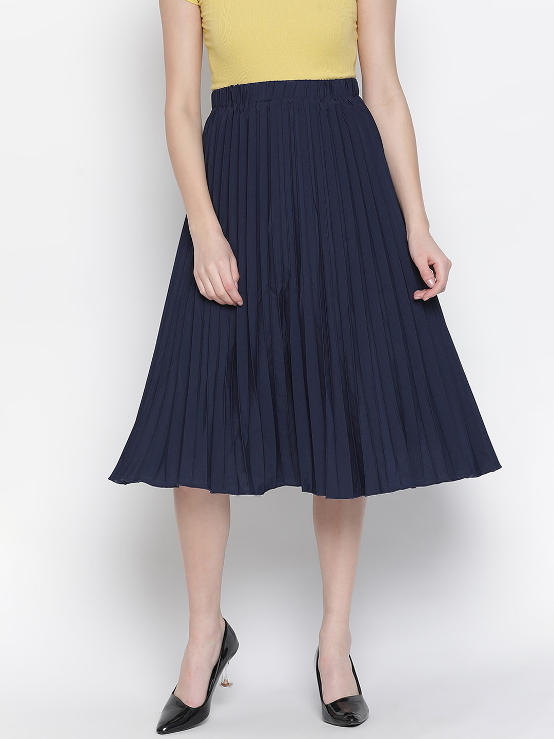 Oxolloxo Women Navy Blue Solid Pleated Flared Midi Skirt