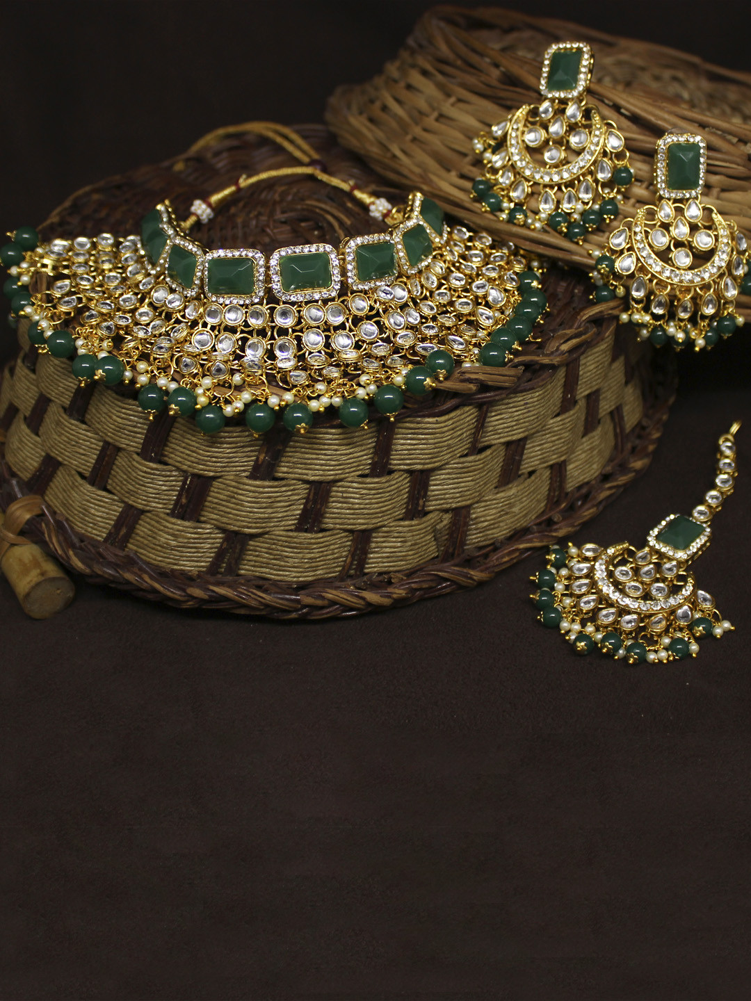 SAIYONI Gold-Plated Green & White Kundan-Studded Jewellery Set
