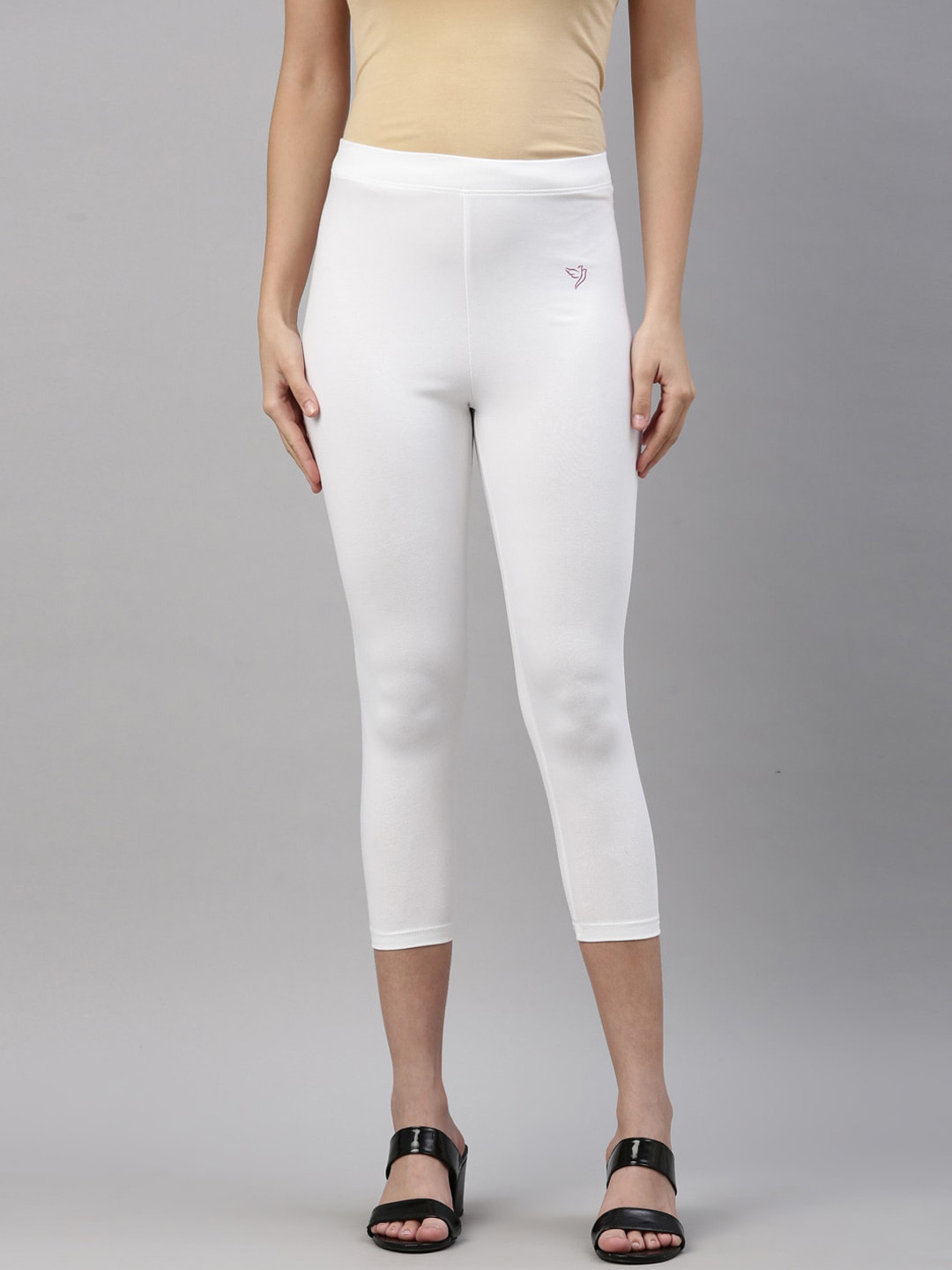 TWIN BIRDS Women Solid Skinny Fit Three-Fourth Length Stretch Cotton Capri Legging