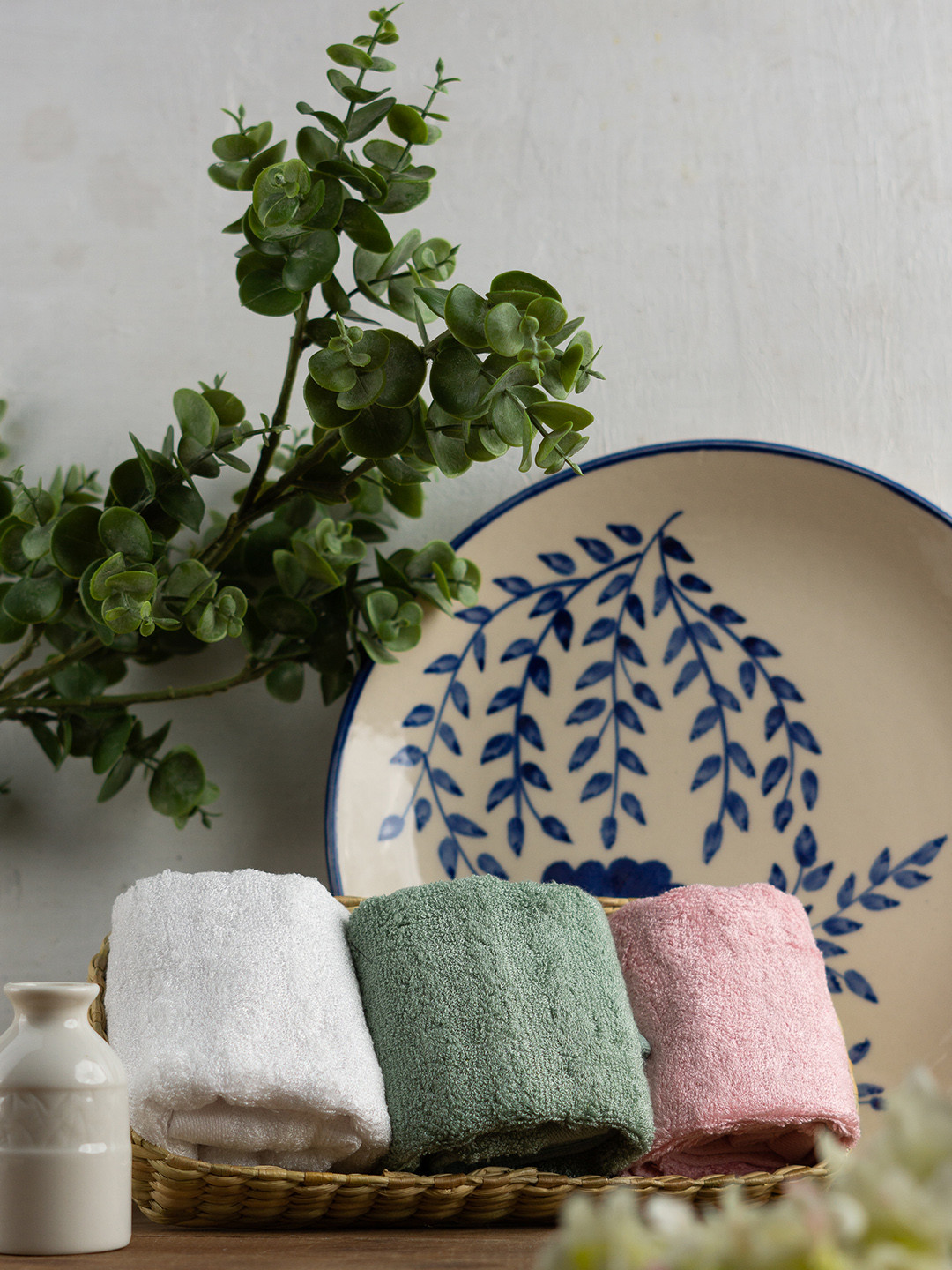 MUSH Set Of 3 Solid Bamboo 600 GSM Ultra Soft & Eco Friendly Face Towels