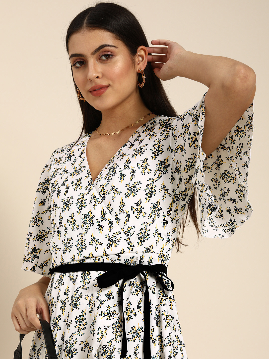 DODO & MOA White & Black Floral Print Satin Knee Length Dress