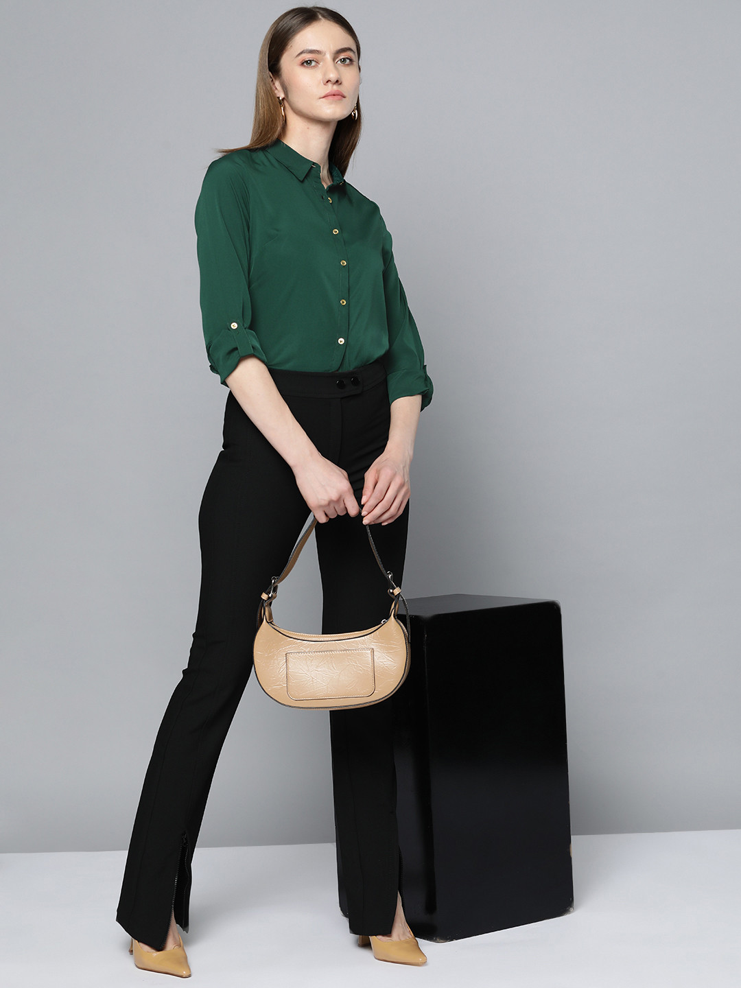 Chemistry Women Green Roll-up Sleeves Casual Shirt