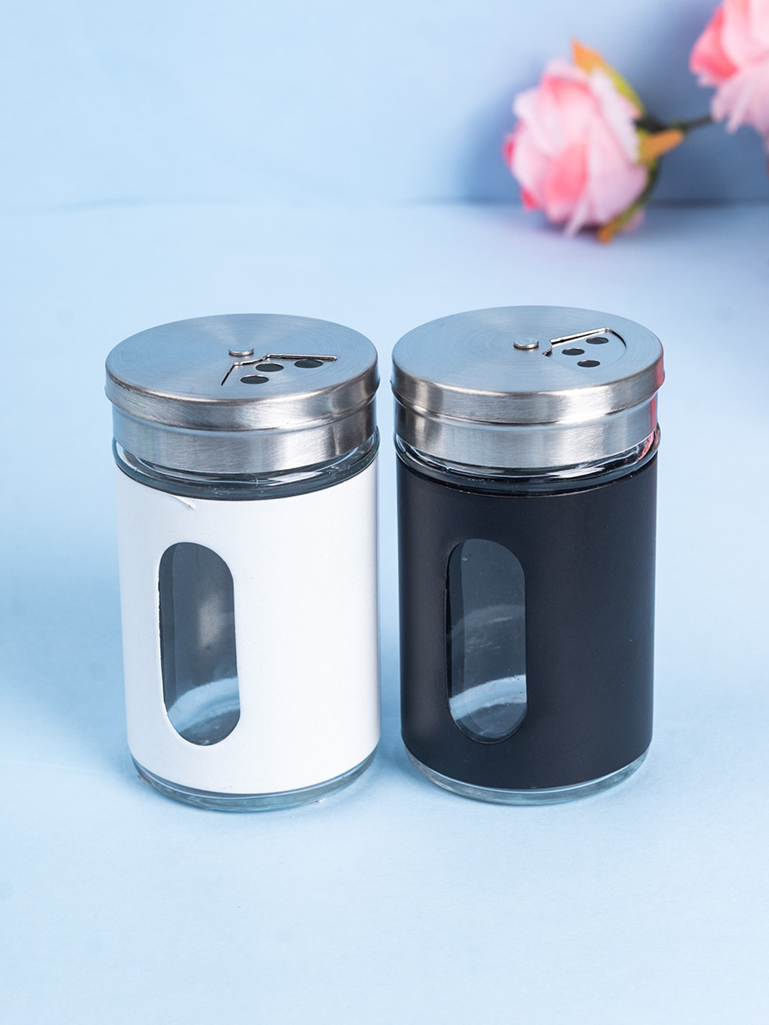 MARKET99 Set of 2 Black & White Solid Salt & Pepper Shaker