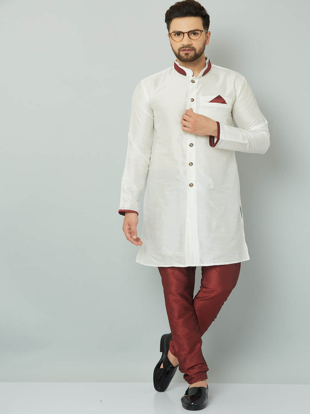 Kaifoo Men White & Maroon Solid Sherwani Set