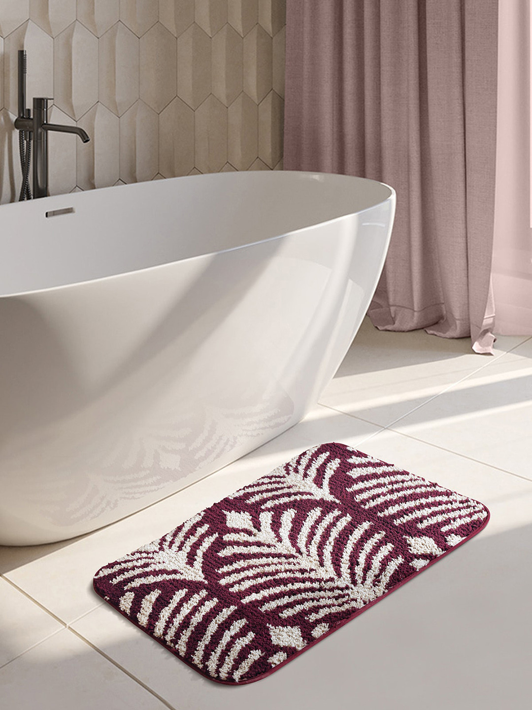 OBSESSIONS Maroon & White 1400 GSM Anti-Skid Bath Rug