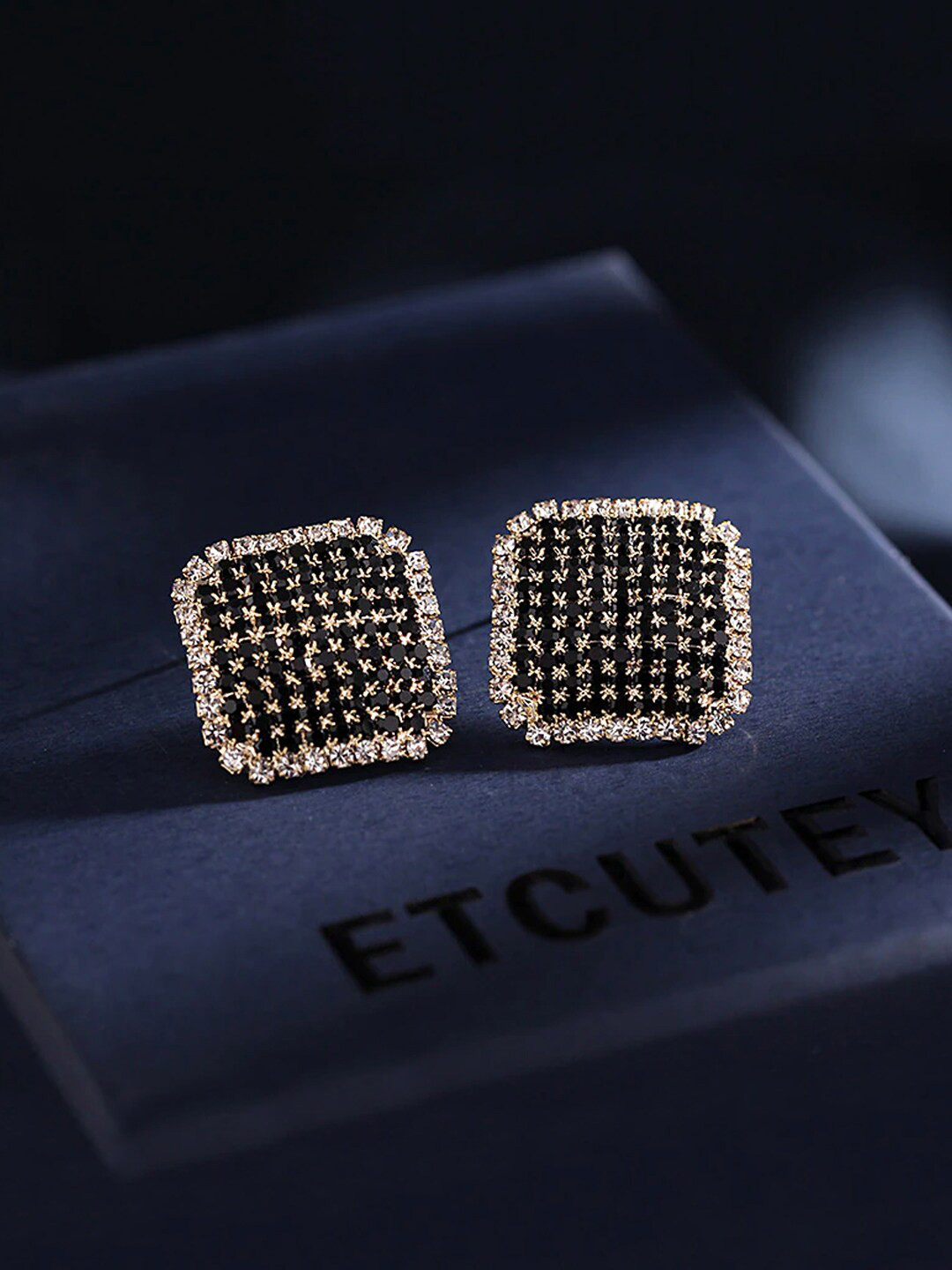 Unwind by Yellow Chimes Black Contemporary Studs Earrings