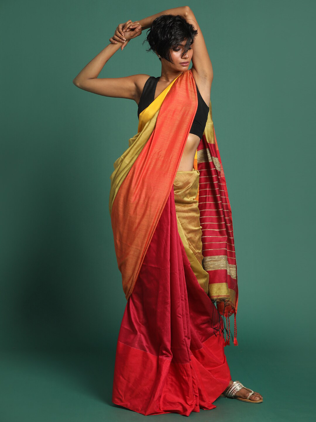 Saranee Red & Gold-Toned Colourblocked Half and Half Jamdani Saree