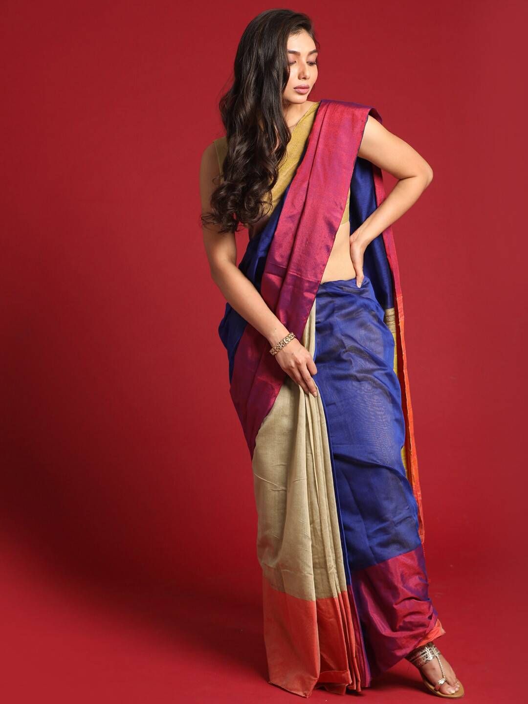 Saranee Magenta & Navy Blue Colourblocked Zari Half and Half Jamdani Saree
