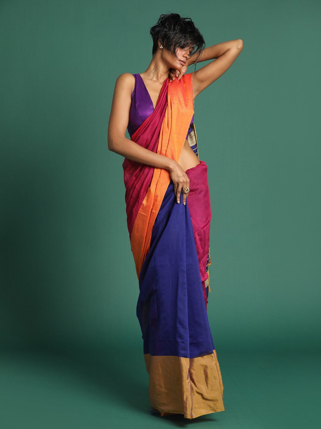 Saranee Blue & Magenta Colourblocked Zari Half and Half Jamdani Saree