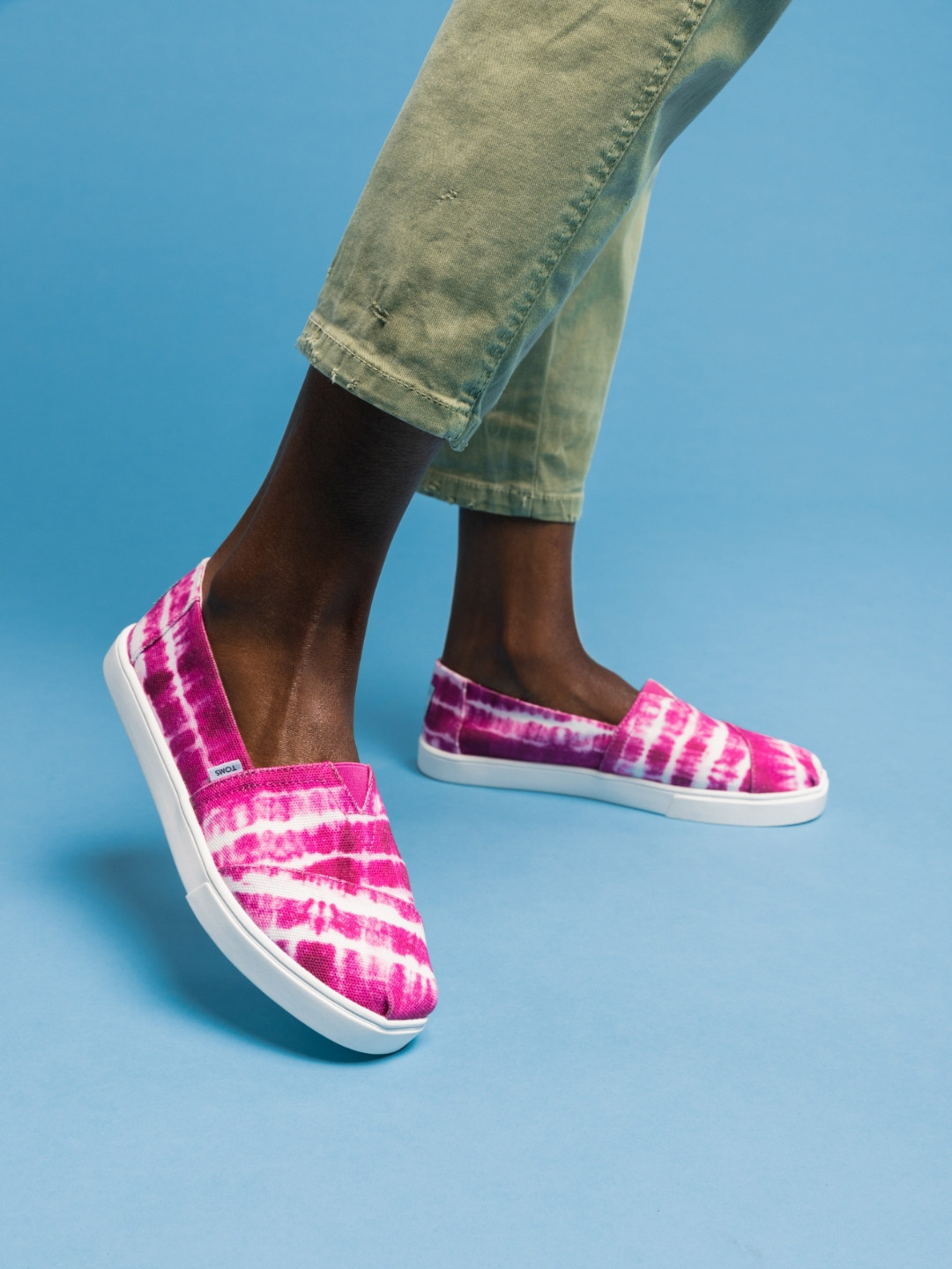 TOMS Women Printed Alpargata Batik Canvas Slip-On Sneakers