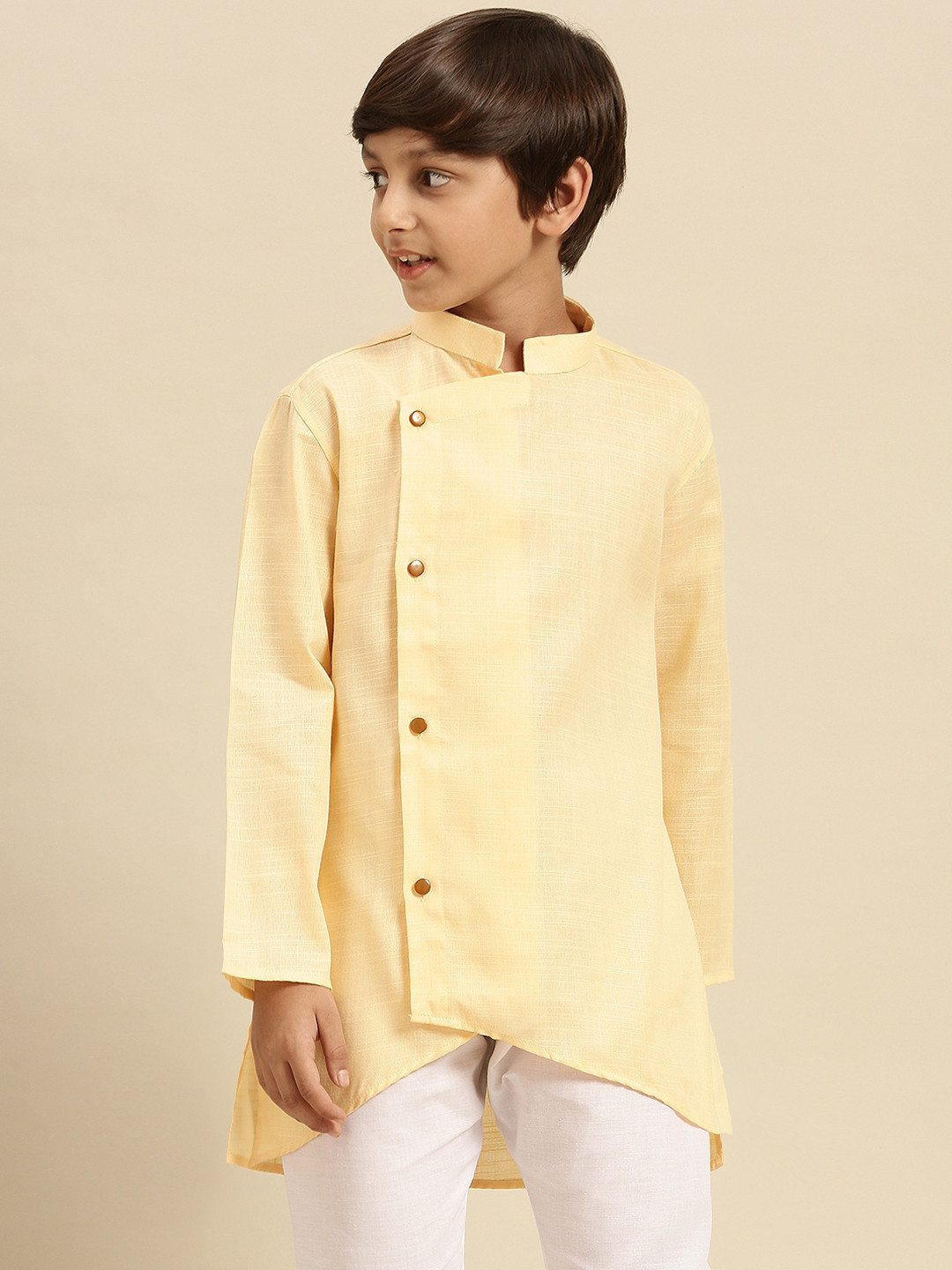 Here&Now X Sanwara Boys Peach-Coloured Embroidered Keyhole Neck Cold-Shoulder Sleeves Gotta Patti Pastels Kurta