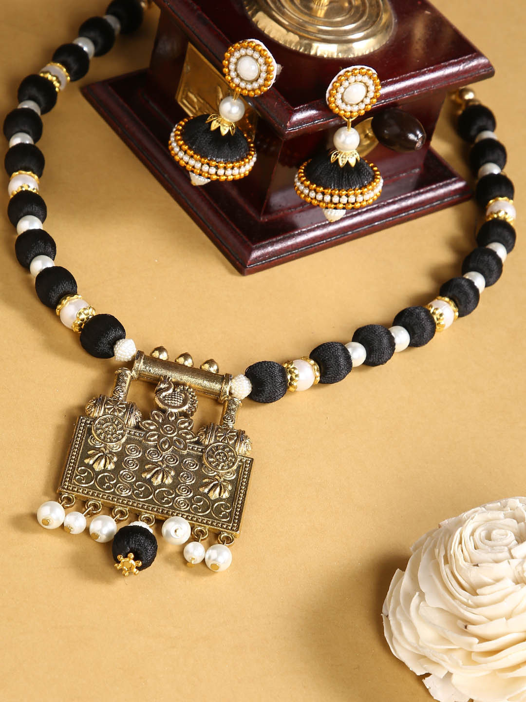 AKSHARA Black German Silver Jewellery Set