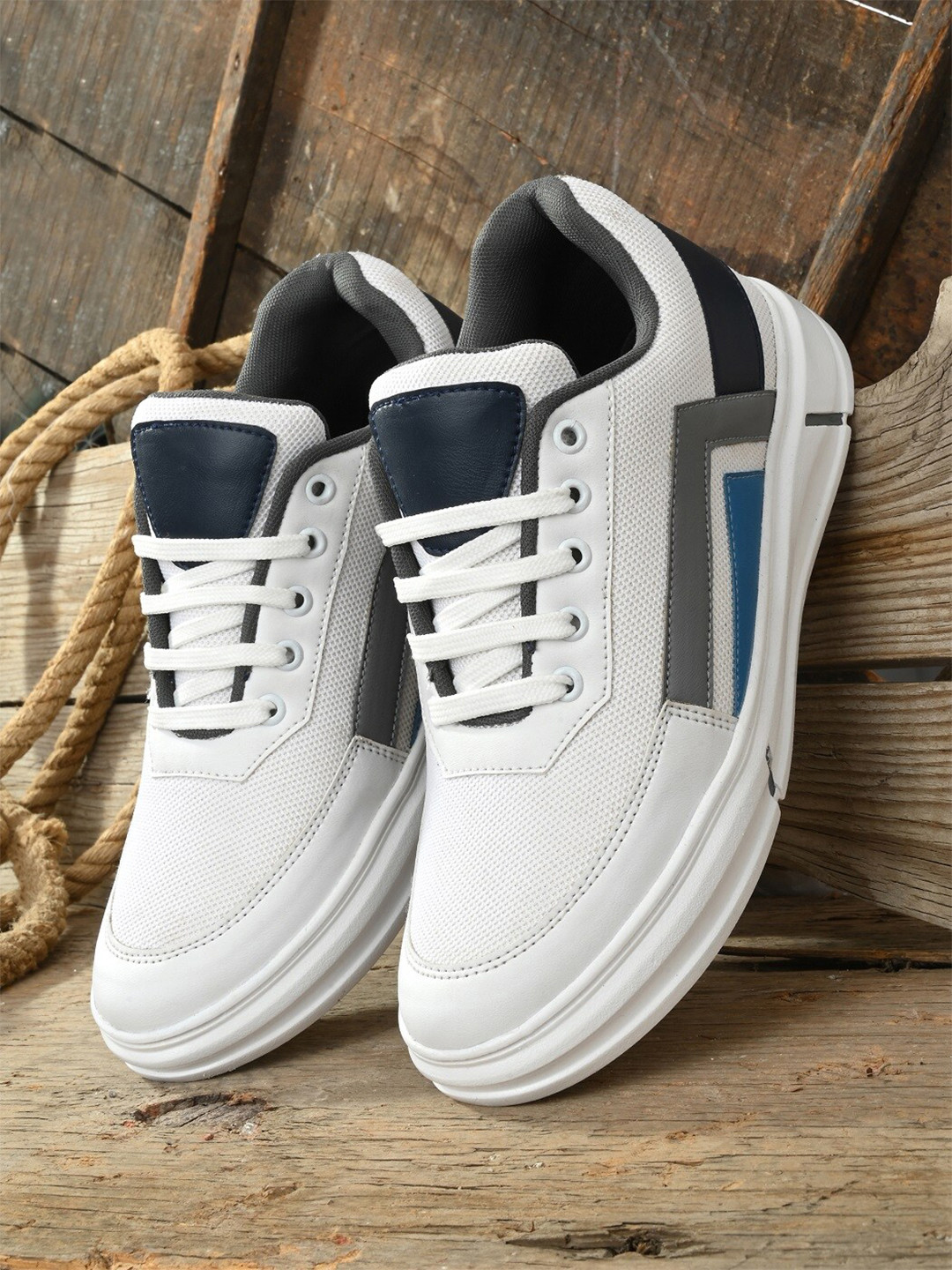 Mast & Harbour Men White Sneakers
