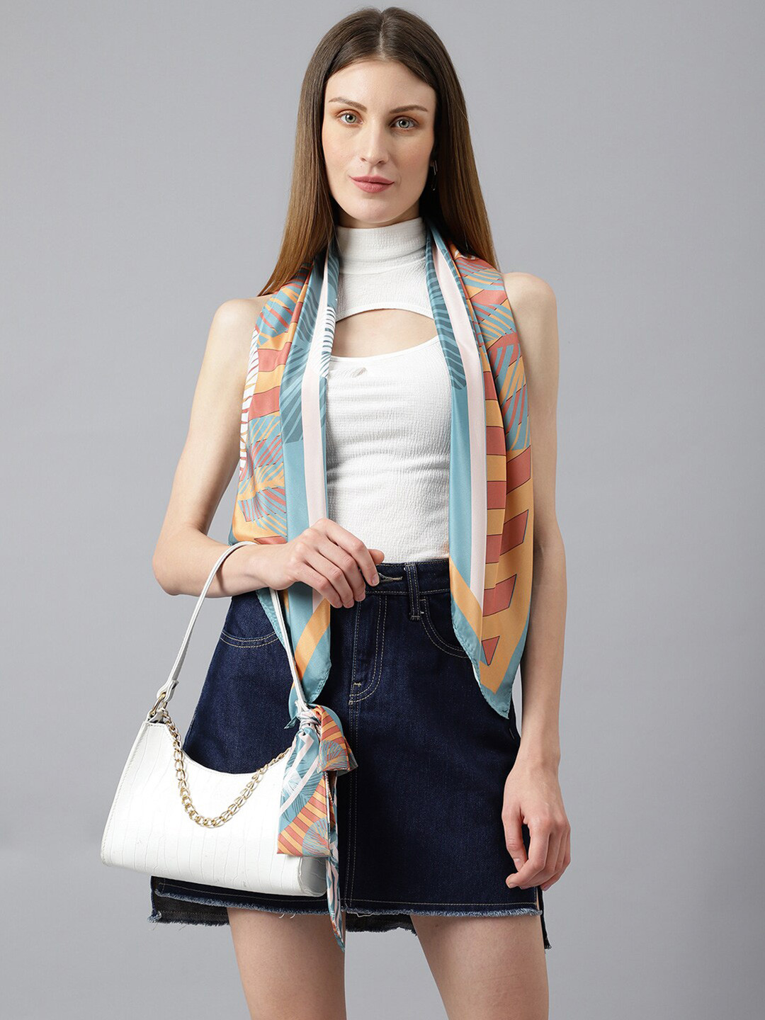 Tossido Women White & Peach-Coloured Printed Scarf