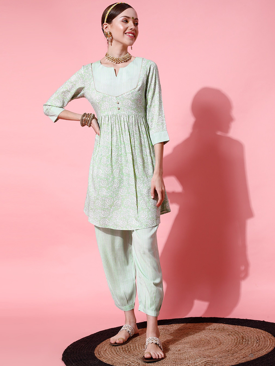 STREET 9 Women Green Panelled Kurti with Trousers