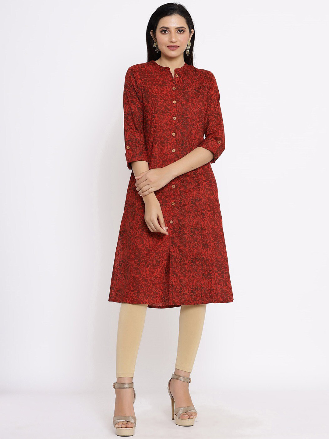 Saart Bunaai Women Maroon Quirky Printed Mirror Work Kurta