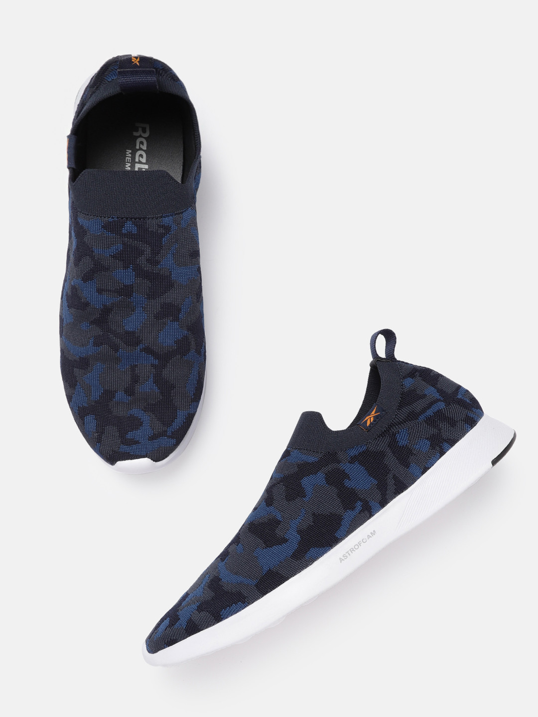 Reebok Men Blue Woven Design Walk Way Comfy Renew Shoes