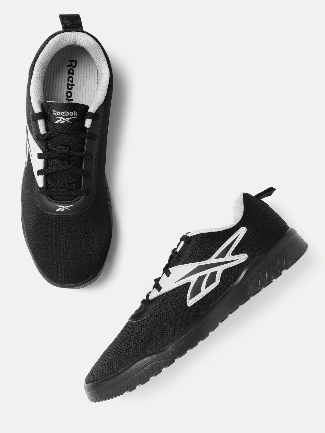 Reebok Men Woven Design Fusion Lux 2.0 Walking Shoes