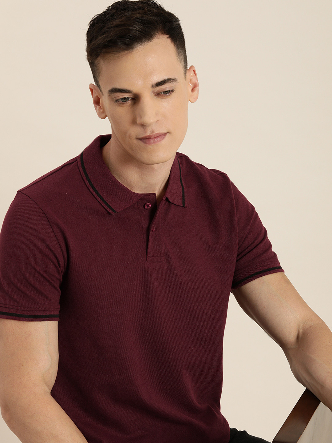 encore by INVICTUS Men Maroon Solid Polo Collar T-shirt