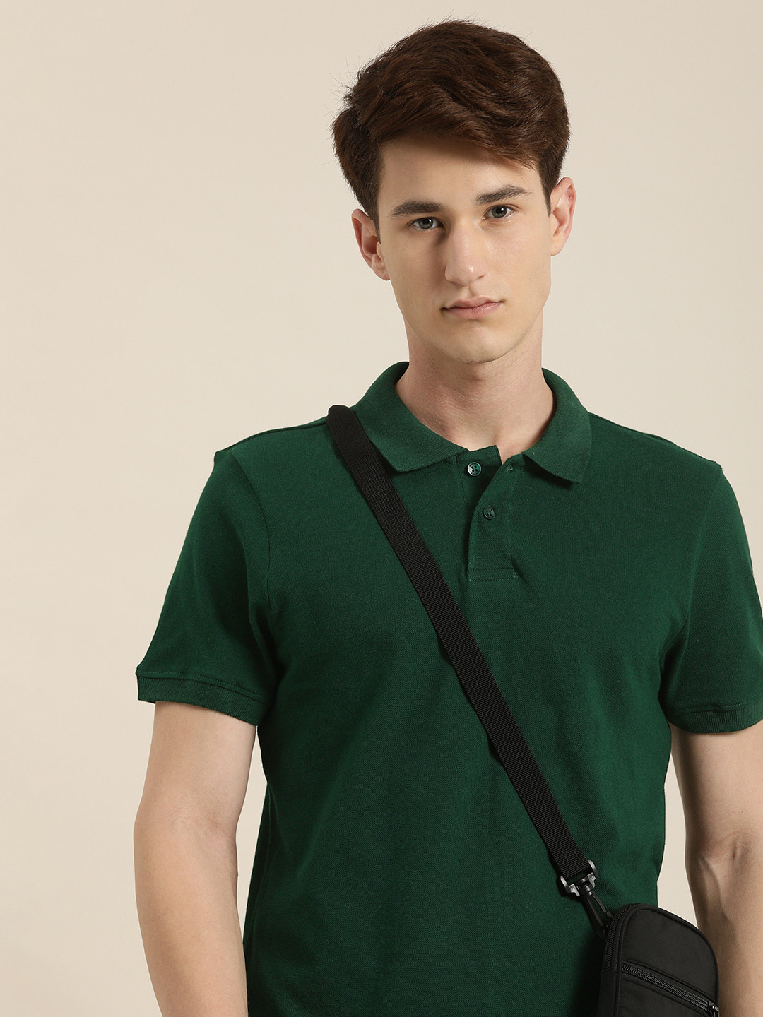 encore by INVICTUS Men Dark Green Solid Polo Collar T-shirt