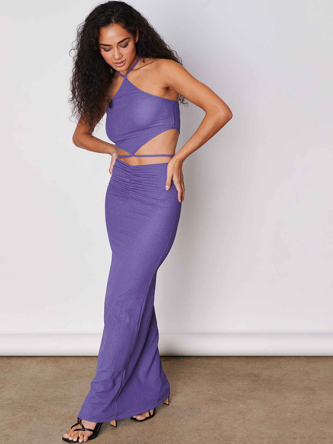NA-KD Purple Solid Halter Neck Crop Top