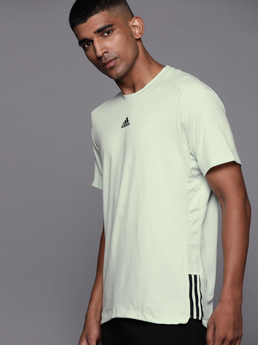 ADIDAS Men Green Motion Solid Training T-shirt