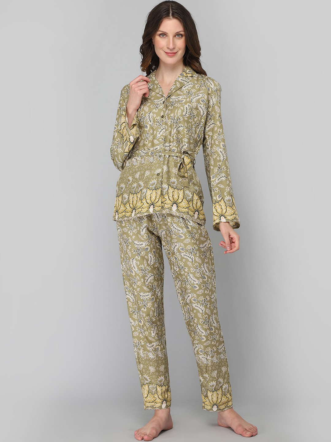 DRAPE IN VOGUE Women Green & White Floral Printed Night suit