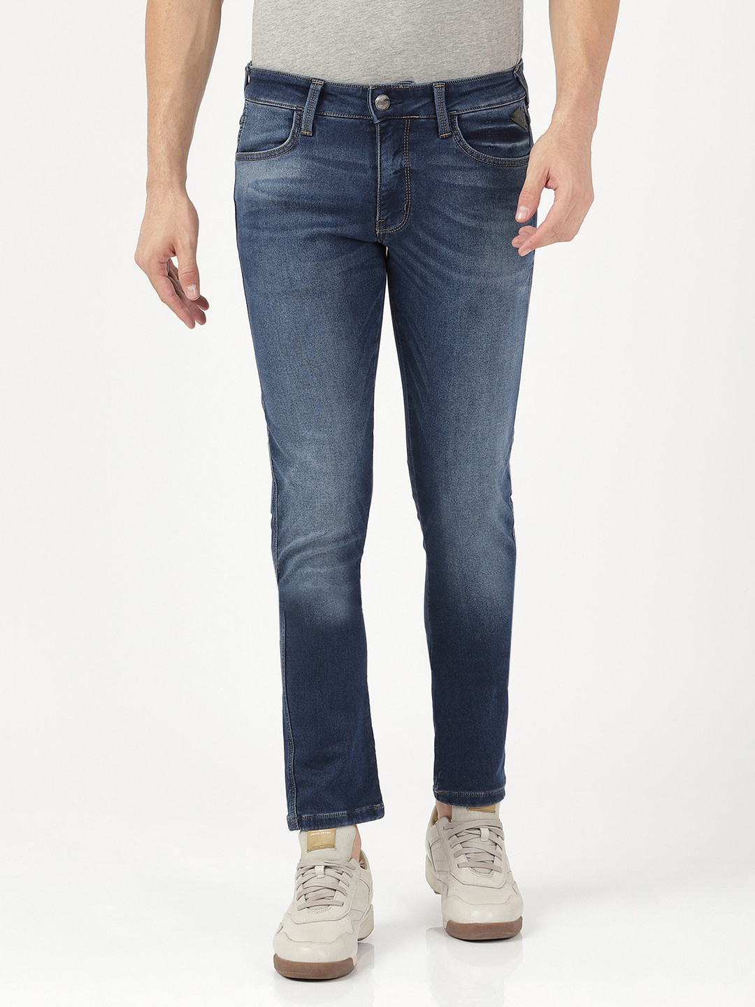 Wrangler Men Blue Vegas Skinny Fit Low-Rise Heavy Fade Stretchable Jeans