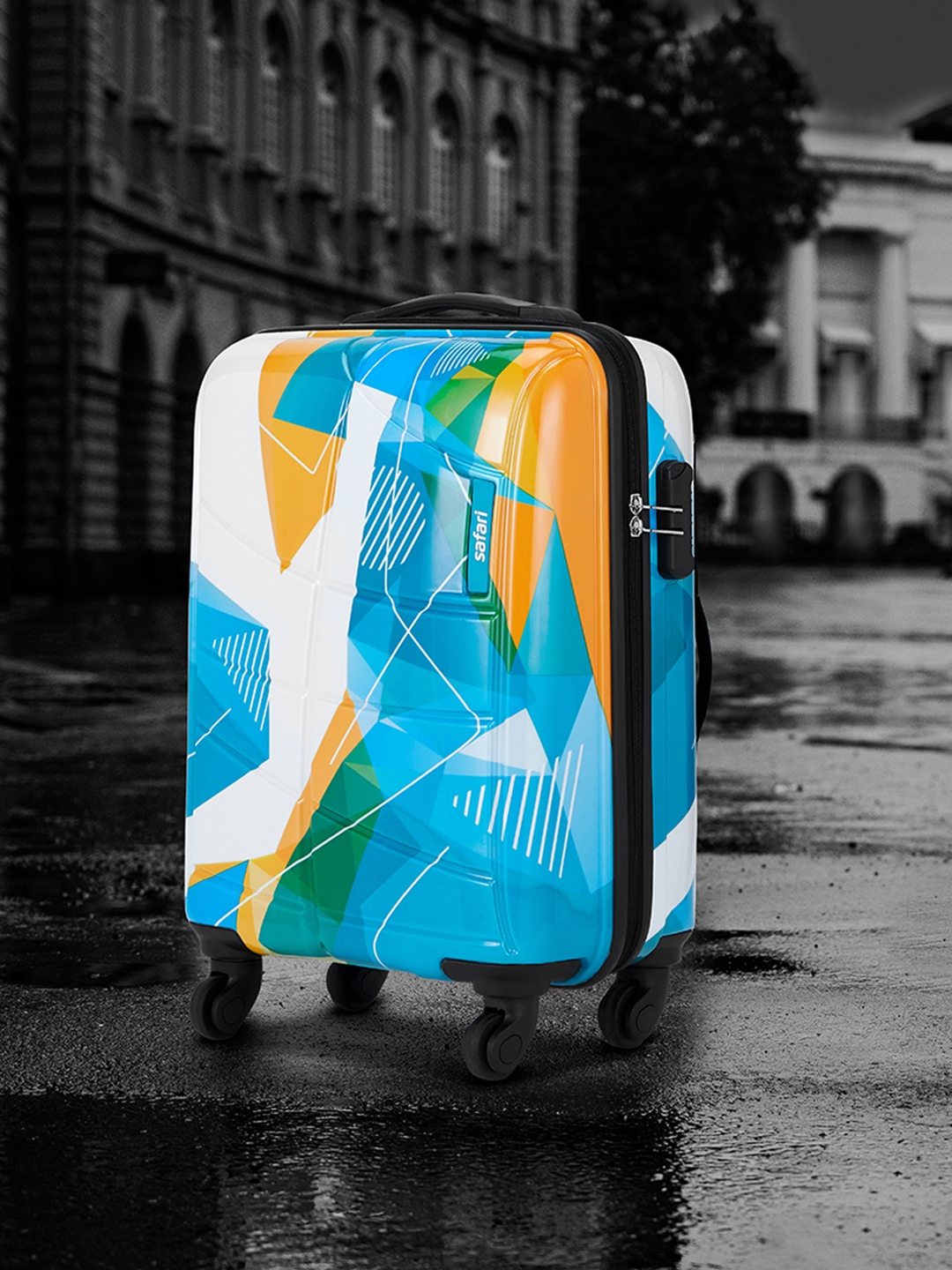 Polycarbonate Safari Regloss Printed Luggage Trolley Bag Size 55 Cm