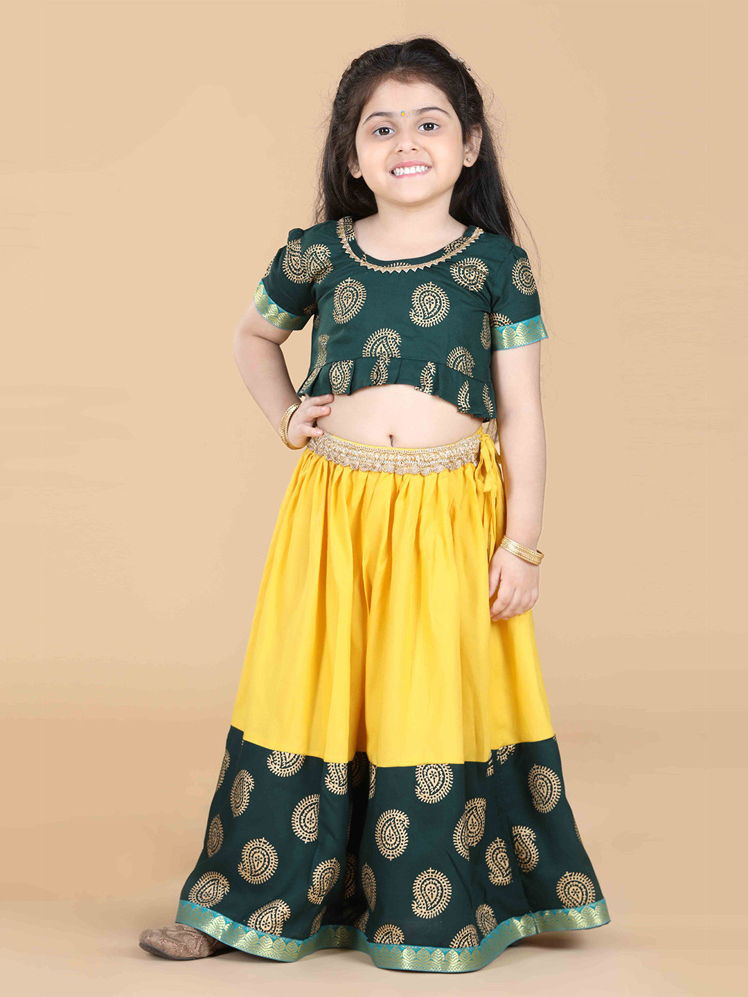 ADIVA Girls Green & Yellow Printed Ready to Wear Lehenga & Choli