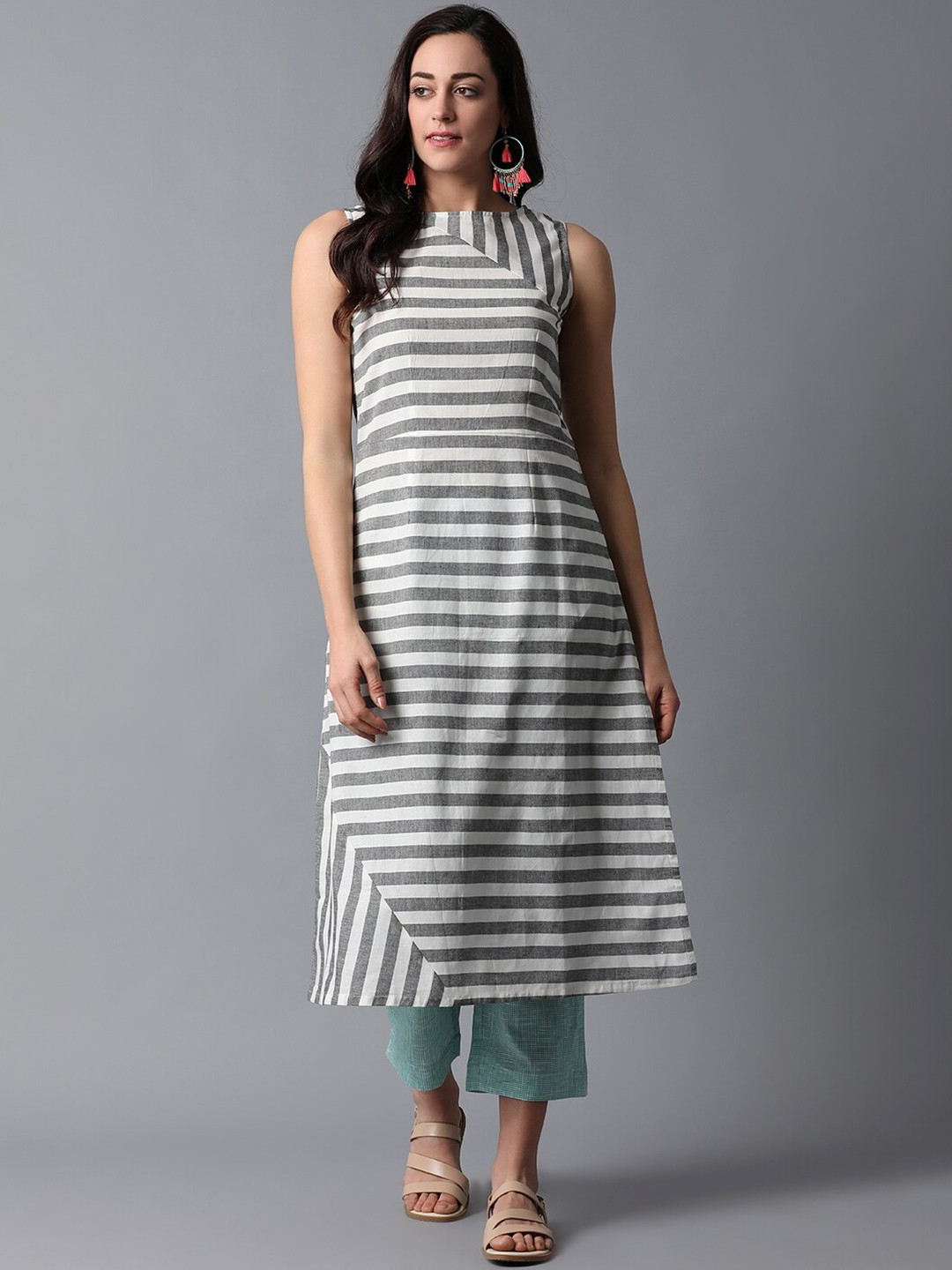 Indian Dobby Women White Striped Thread Work Kurta