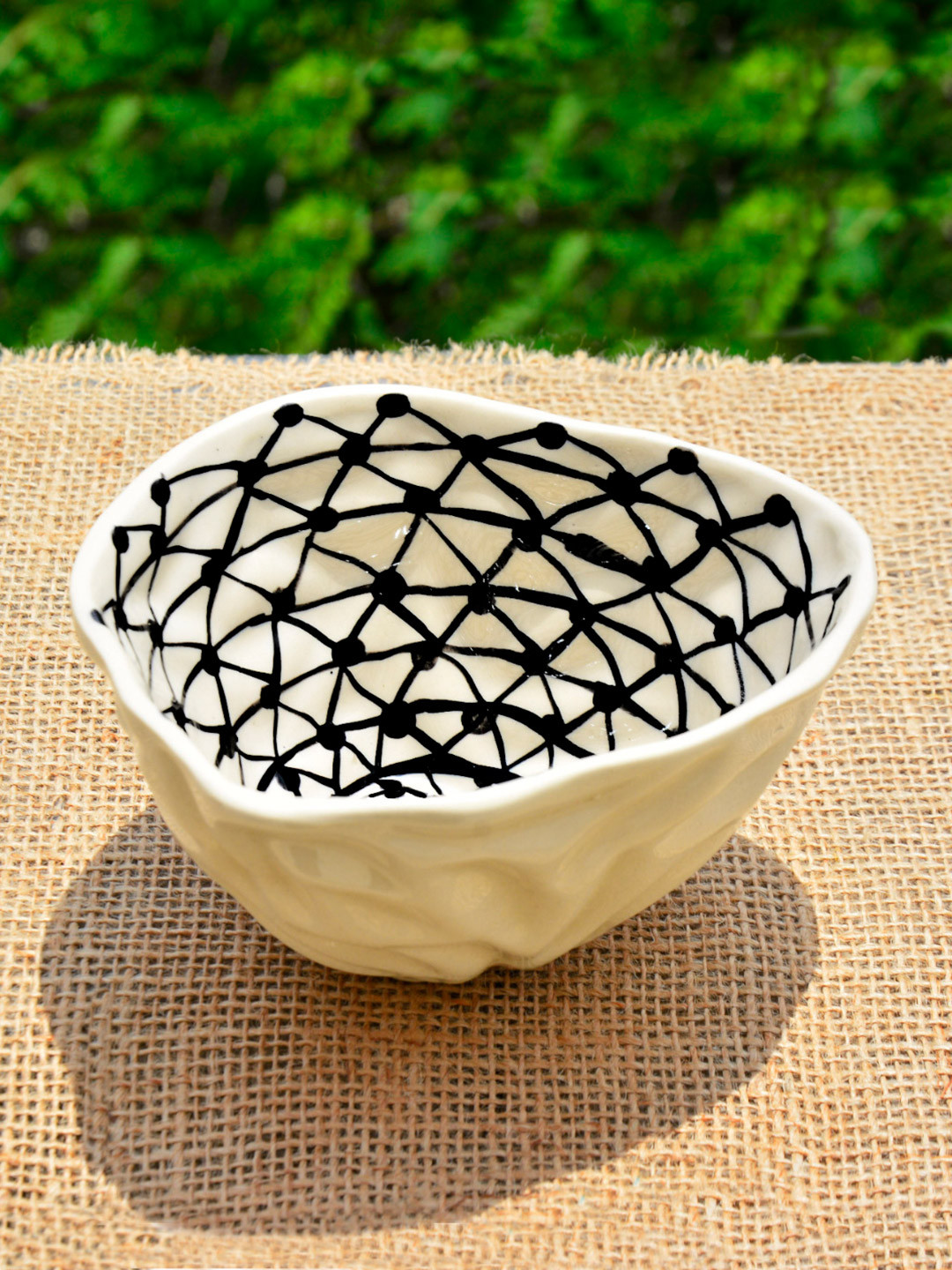 StyleMyWay Black Handcrafted Serveware