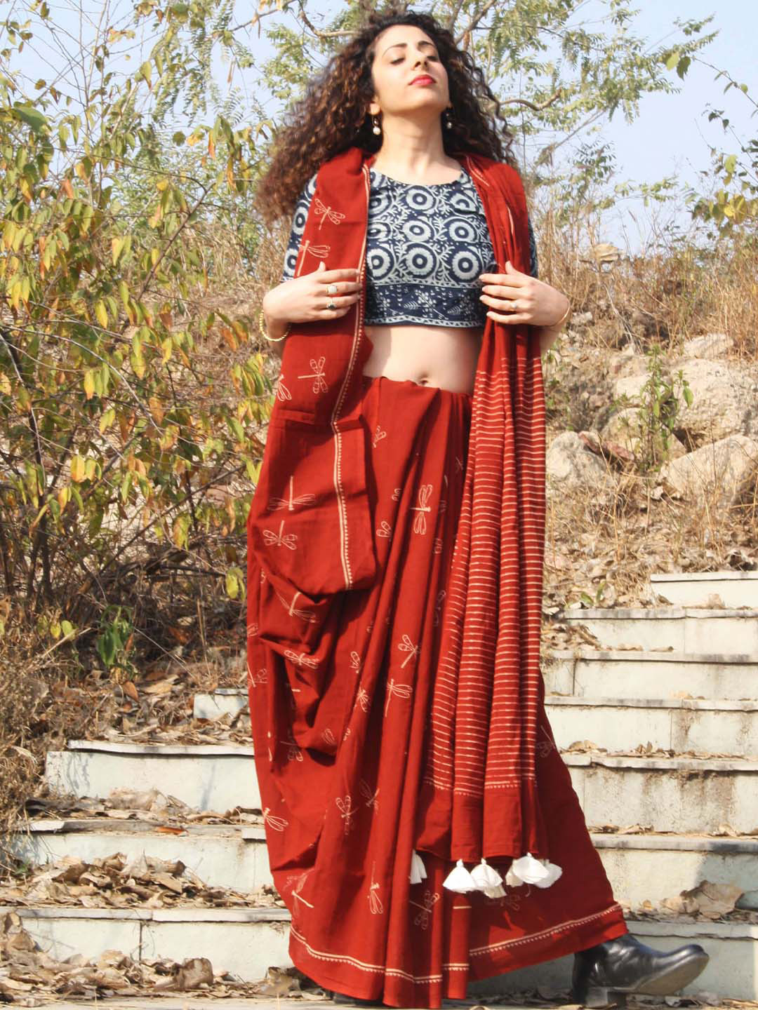 Chidiyaa Maroon & White Pure dragonfly block printed Cotton Saree