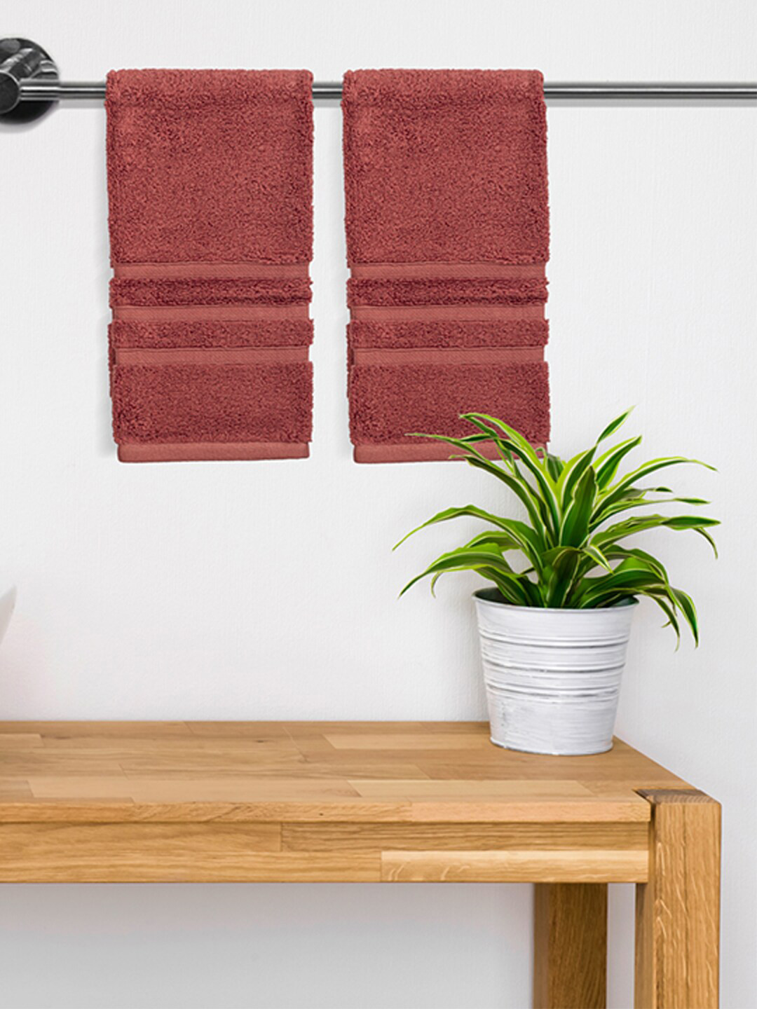 Boutique Living India Set Of 2 Red Solid 550 GSM Pure Cotton Hand Towels