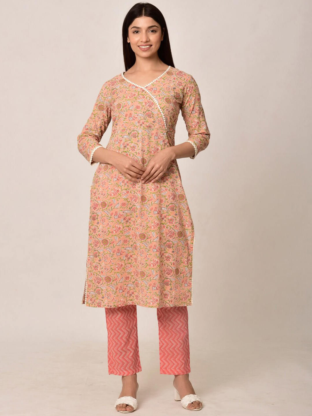 Ikk Kudi by Seerat Women Peach-Coloured Printed Pure Cotton Kurta with Trousers