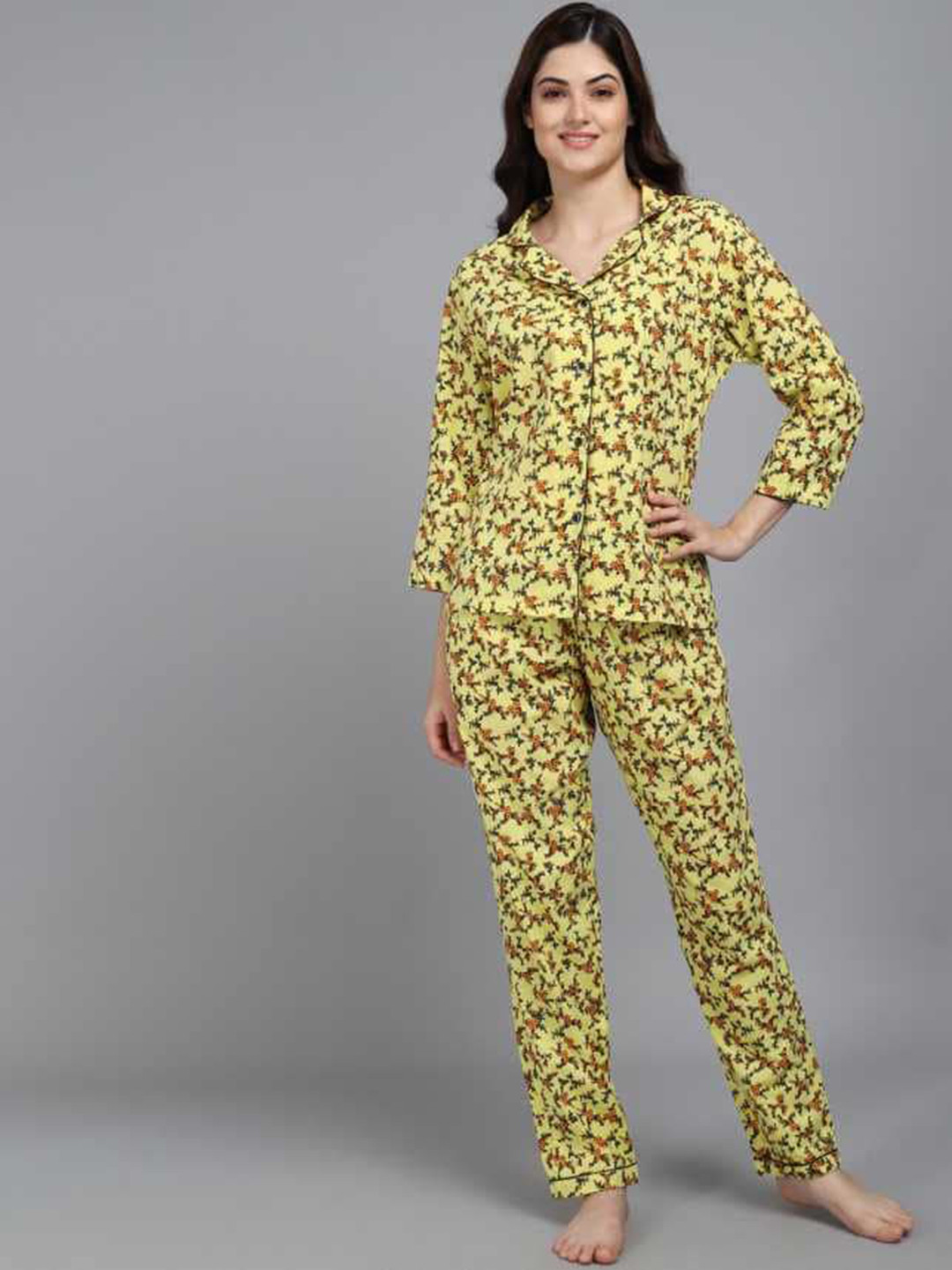 SEPHANI Women Yellow & Orange Printed Night suit